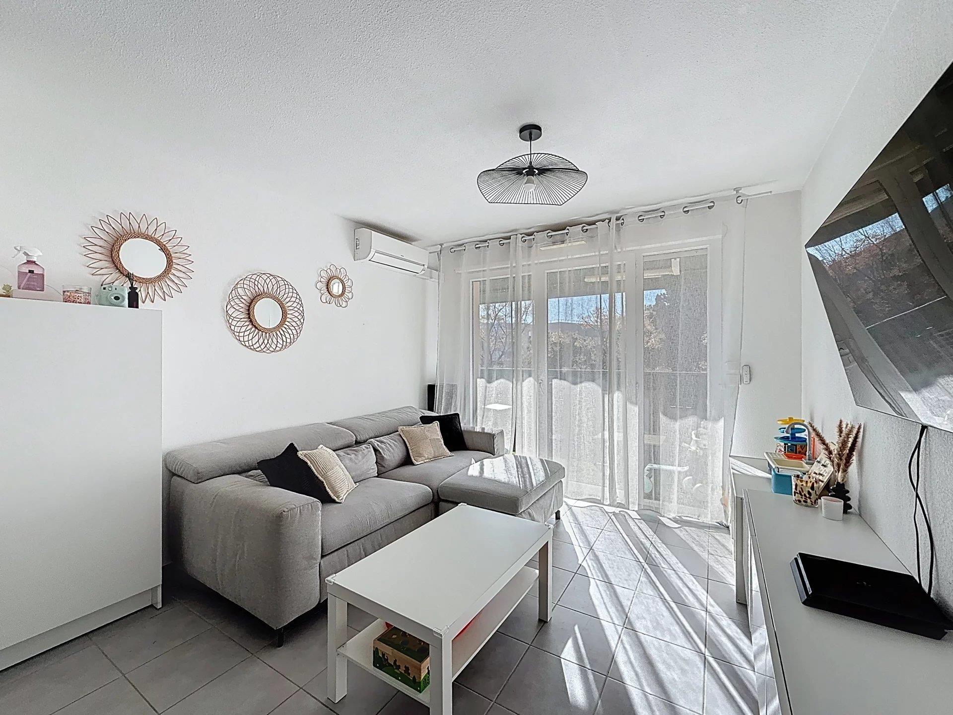 Appartement à vendre, 38m², Carros