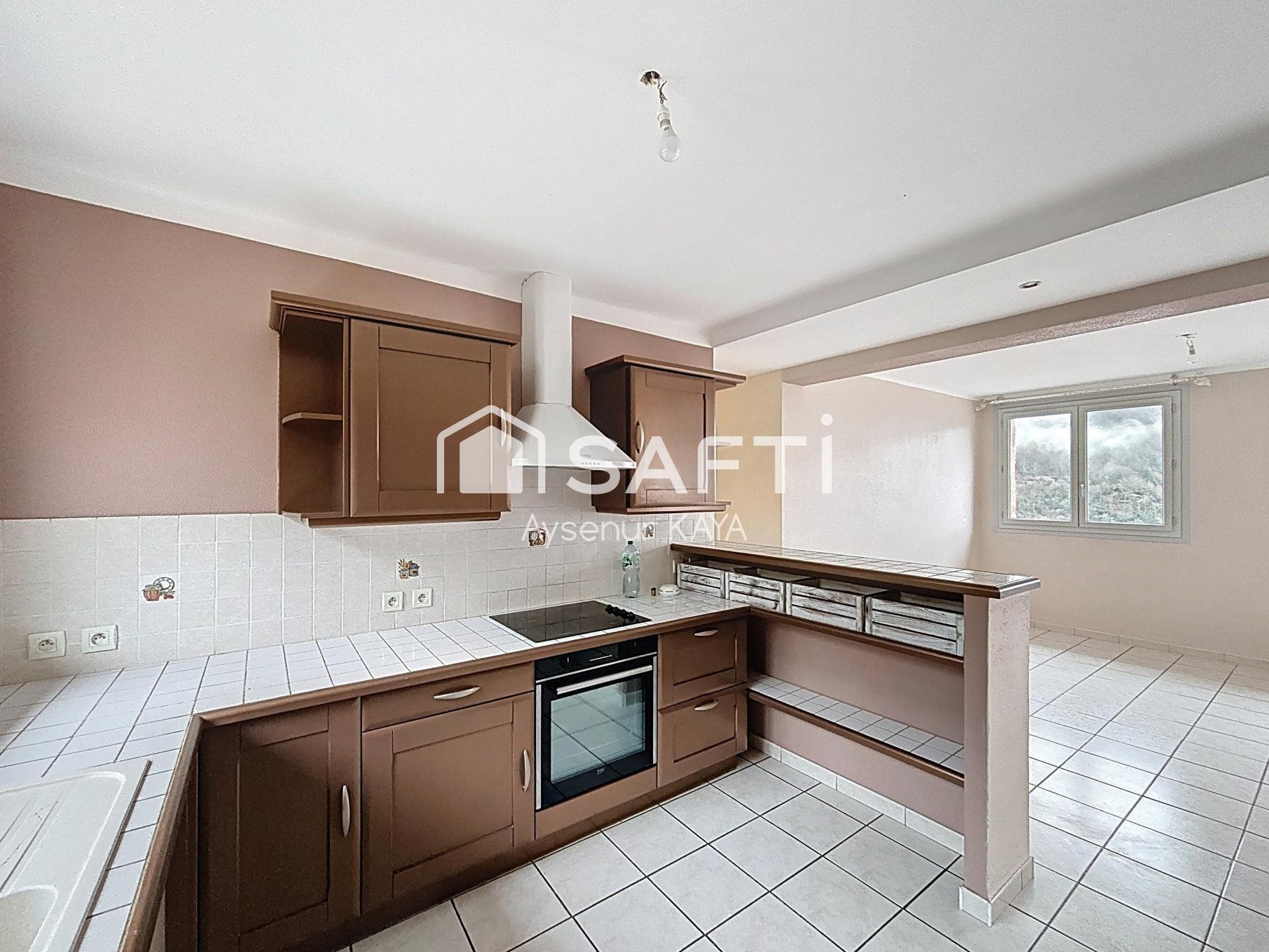 Appartement à vendre, 82m², Saint-Claude