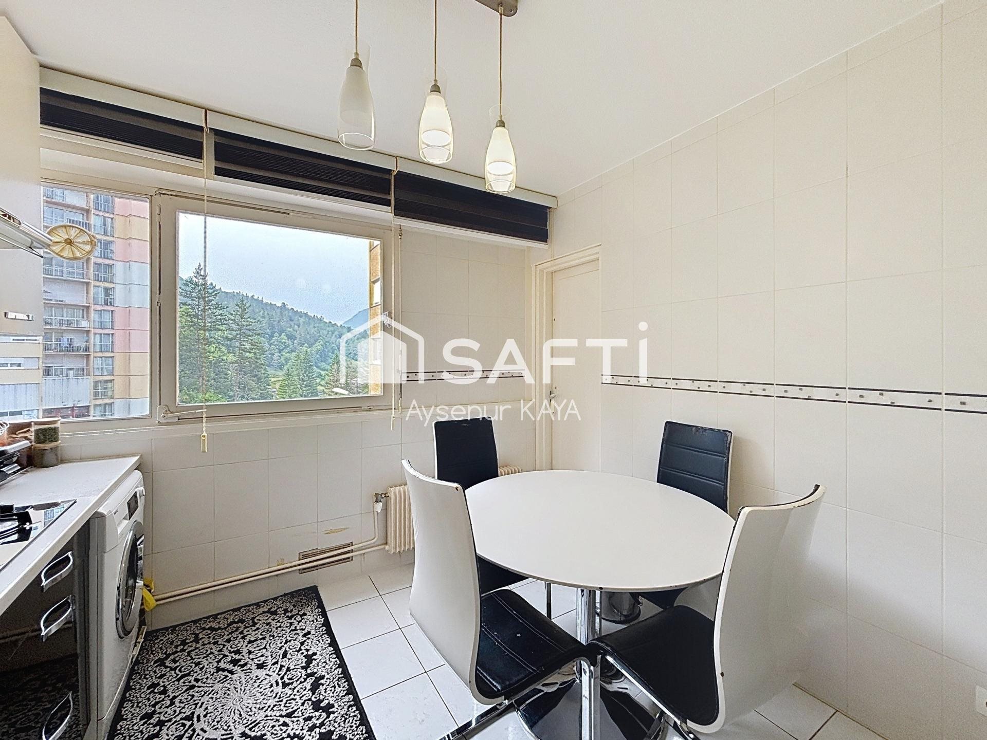 Appartement à vendre, 65m², Saint-Claude