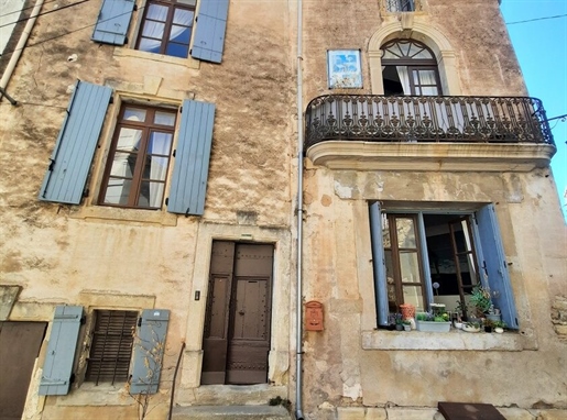 Beautiful Character House With 125 M2 Of Living Space, 3 Bedrooms, In The Heart Of The Village.