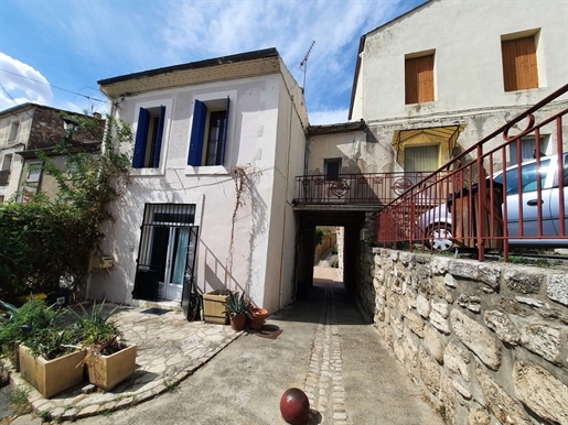 Cute Village House With 63 M2 Of Living Space, Nice Location And A Pretty Terrace.