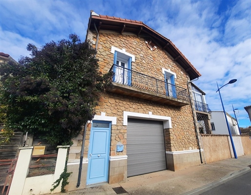 Comfortably Renovated Winegrower House With 128 M2 Of Living Space, Terrace And Very Pleasant Courty