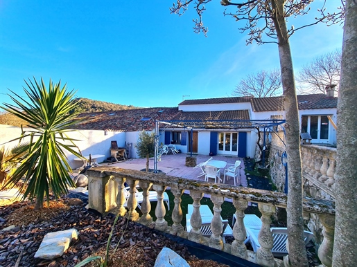 Beautifully Renovated Main House And Independent Gite On A 2438 M2 Plot With Nice Views