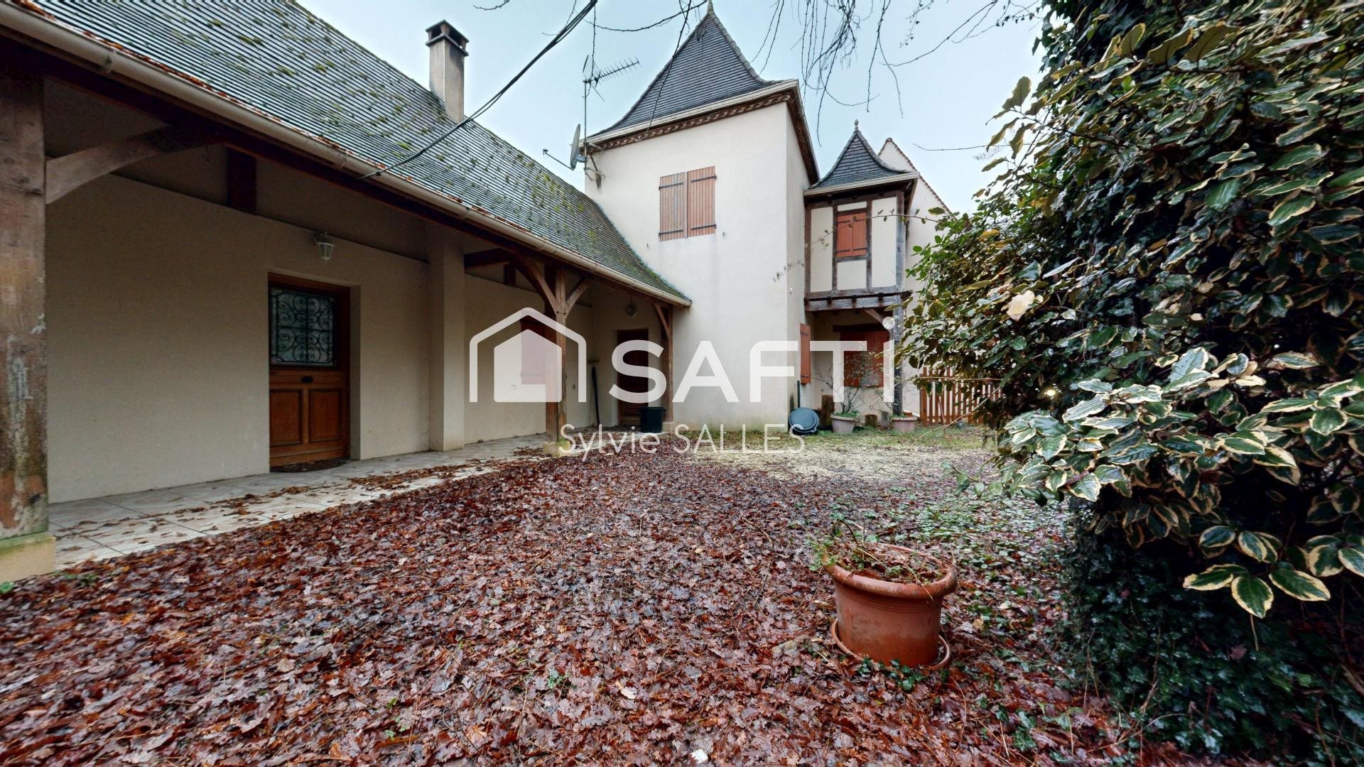 Maison à vendre, 233m², Le Bugue