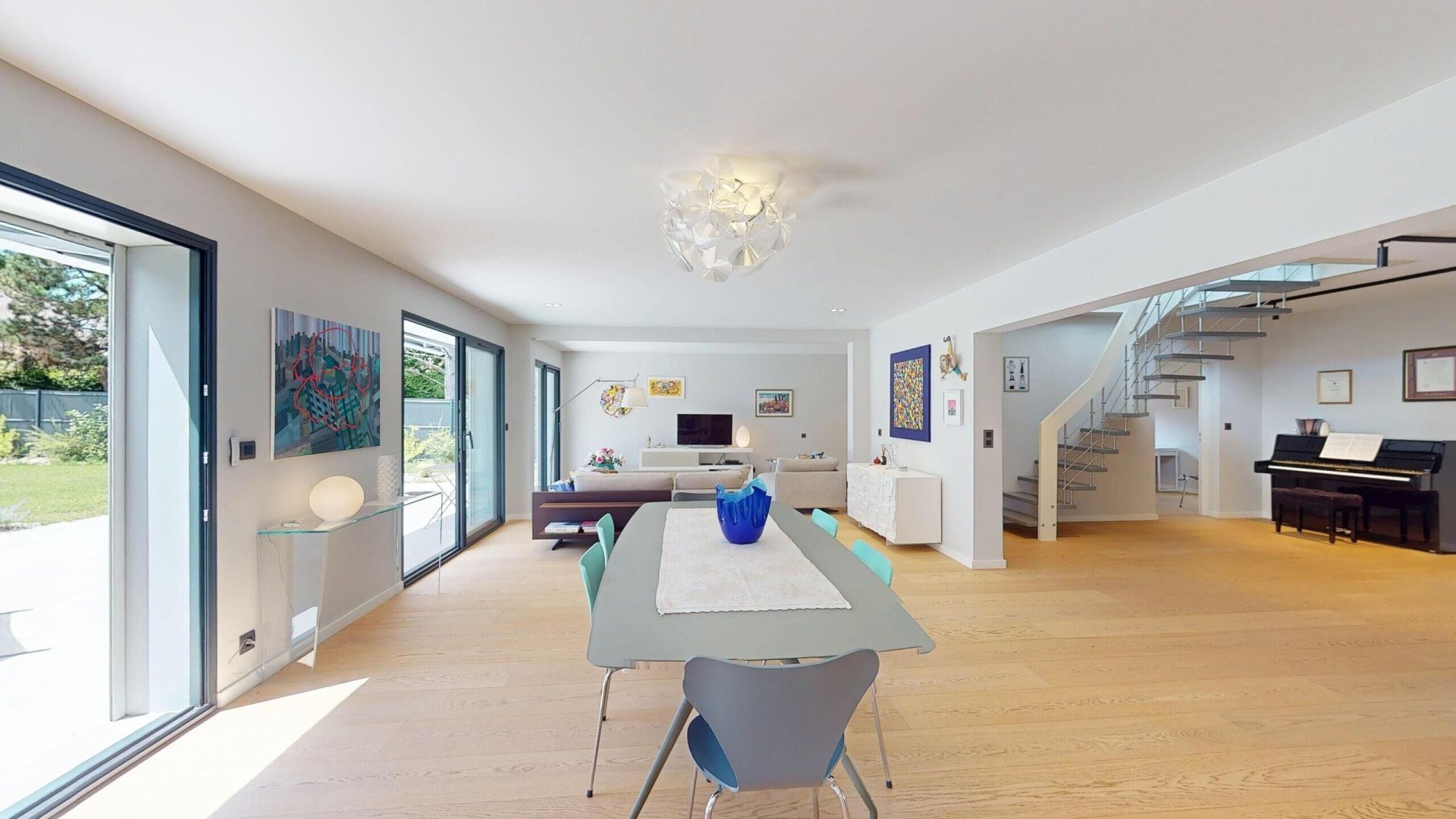 Maison à louer, 262m², Prévessin-Moëns