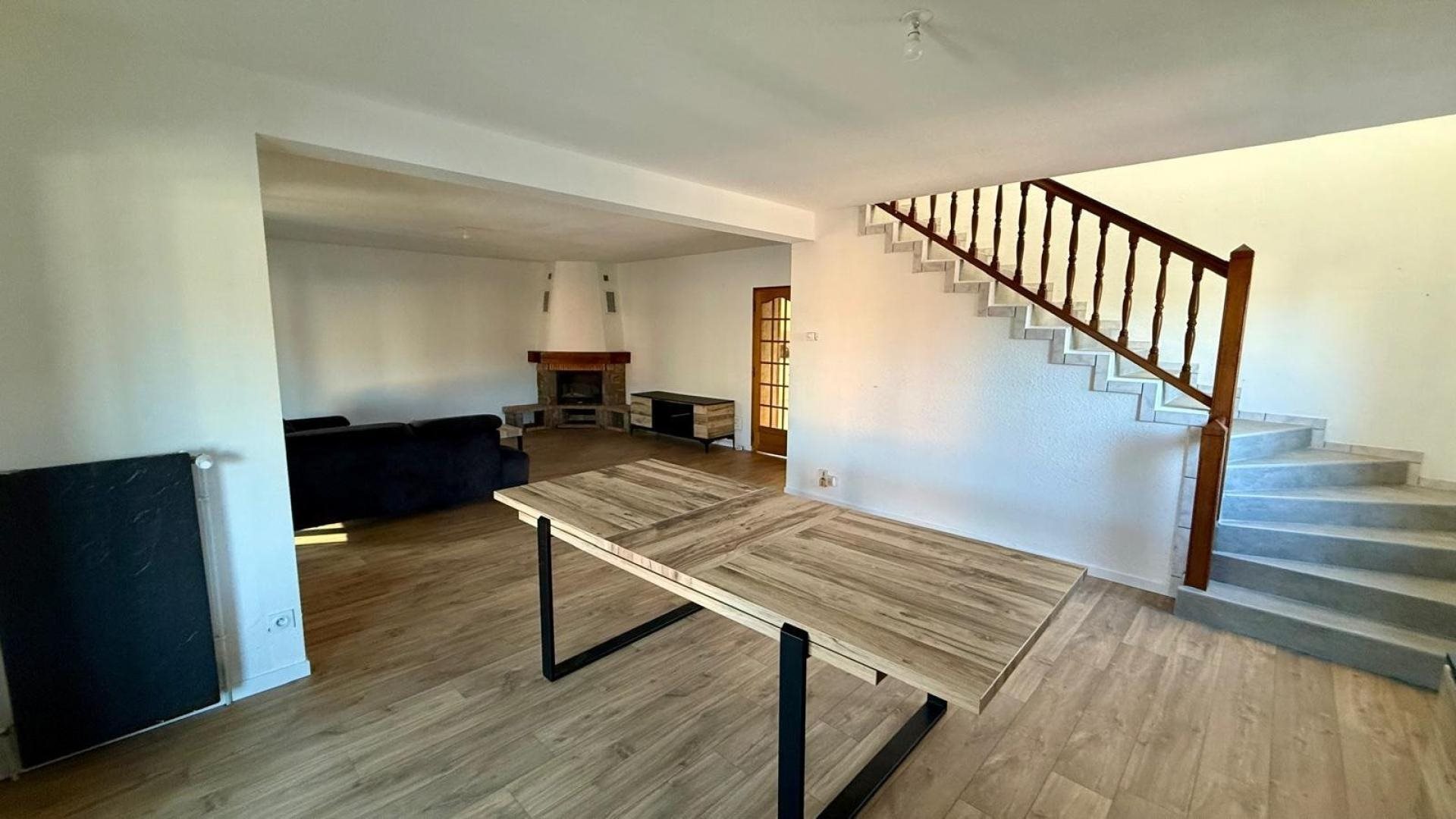 Appartement à vendre, 153m², Neuves-Maisons