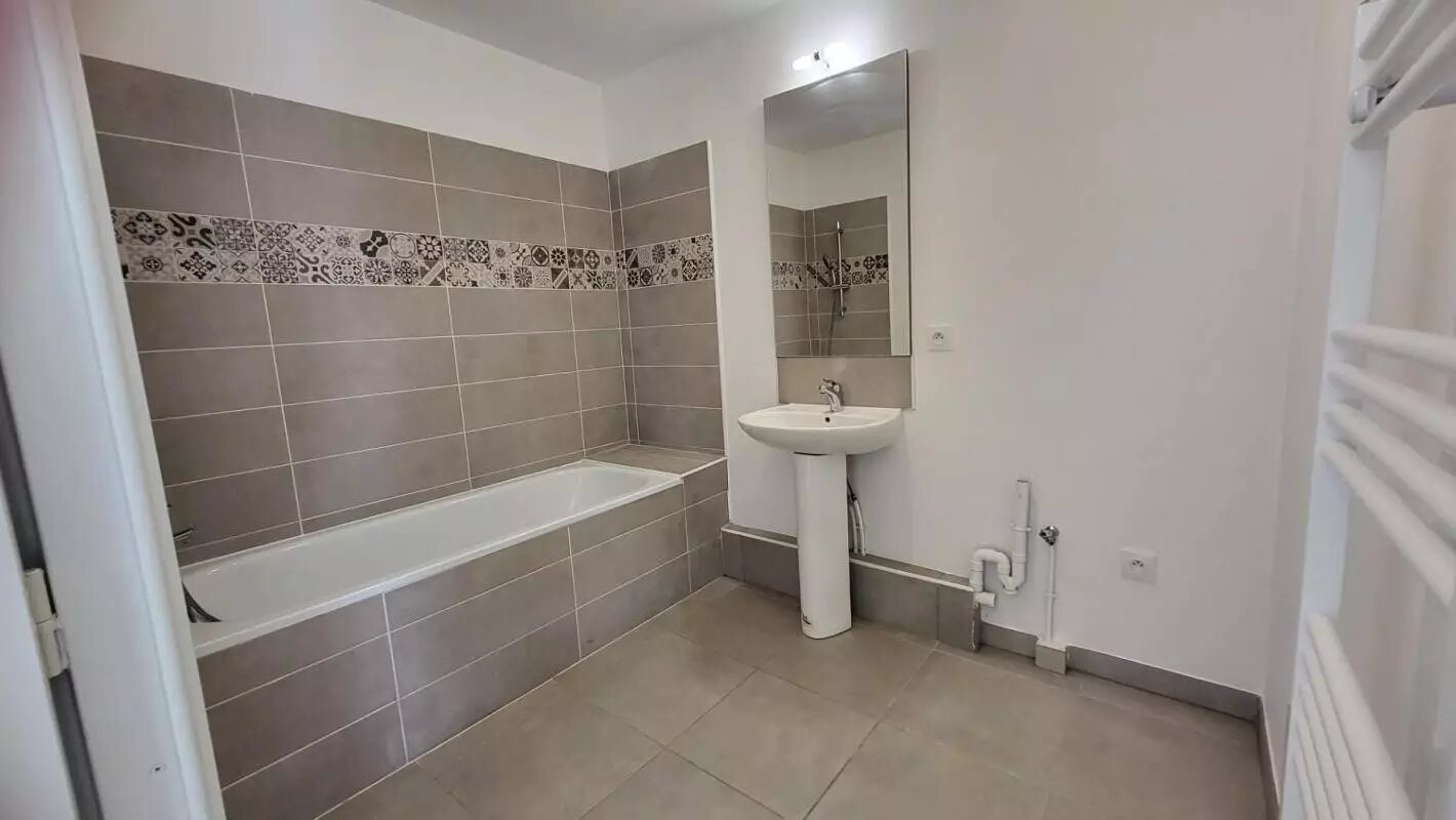 Appartement à louer, 62m², Rognac