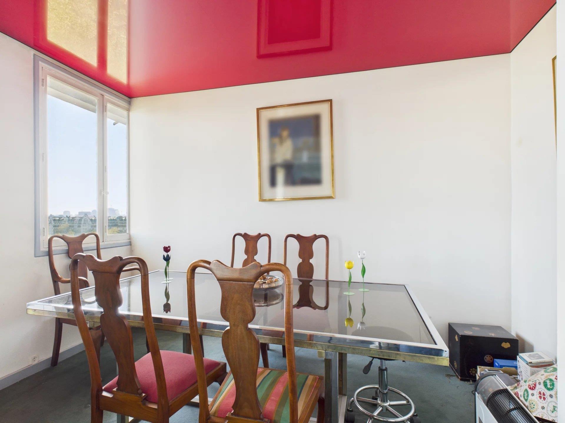 Family apartment in a quality condominium