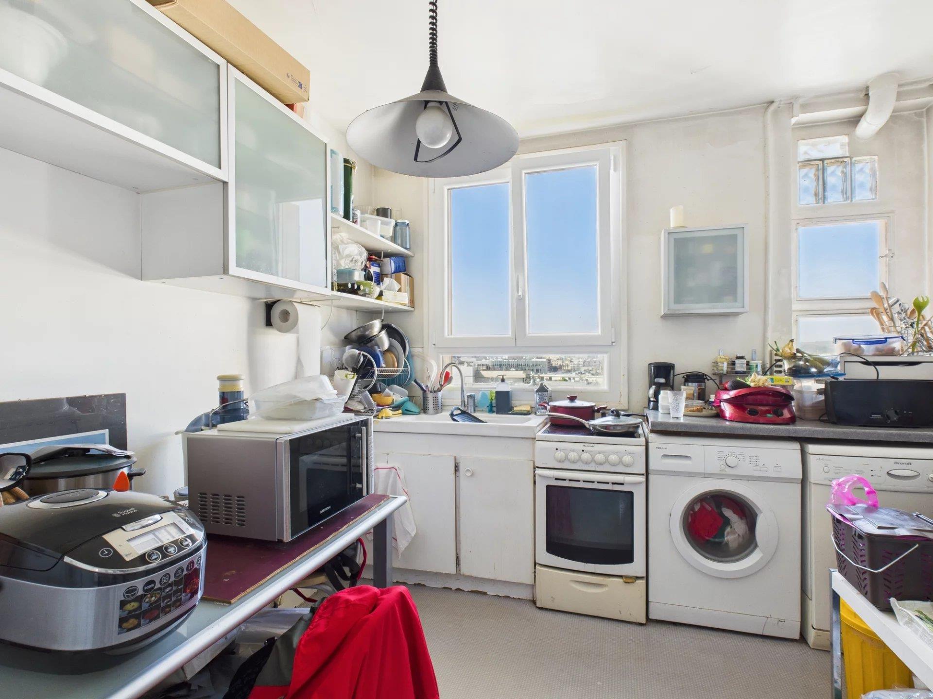Family apartment in a quality condominium