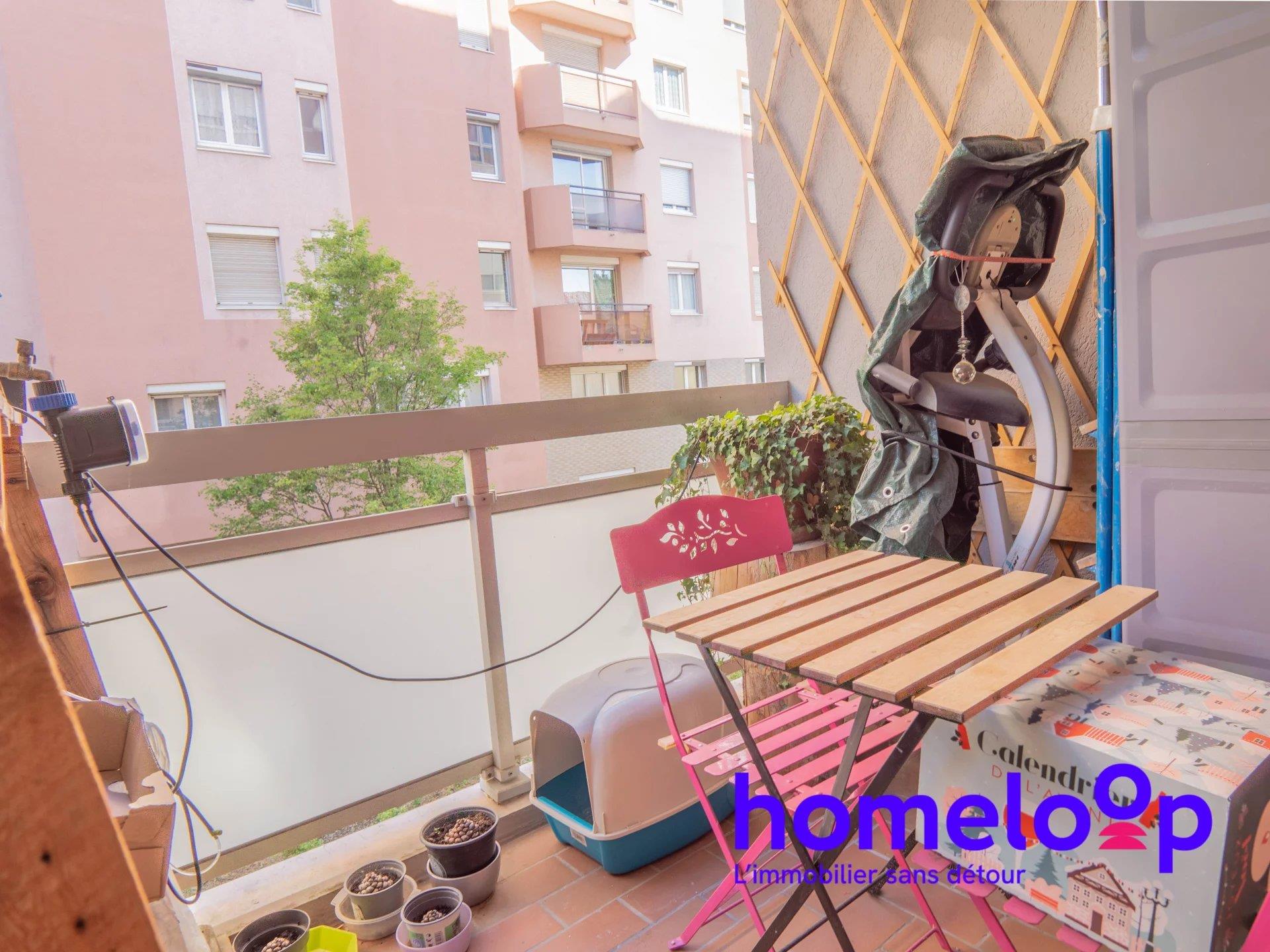 Exclusive to Lyon 3 - Etienne Richerand! T4 crossing - 80 m² - Balcony, parking and cellar