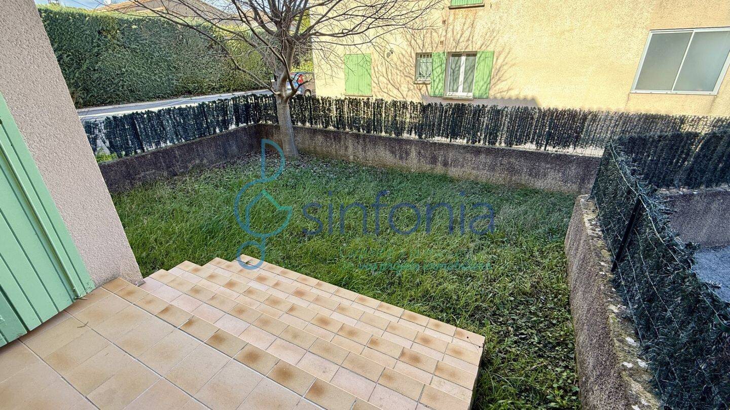 Appartement à louer, 38m², Uzès