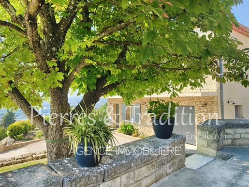 Provence, Luberon, Apt grande maison avec piscine et vue