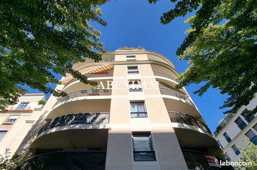 Appartement T3 avec balcon + garage + cave Lyon-3 Sans Souci