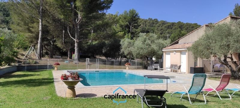 Maison à vendre, 174m², Gémenos