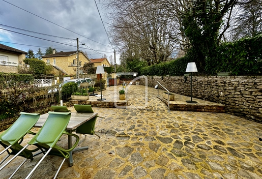 Charming residential house project with or without professional space near the heart of Sarlat