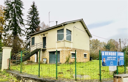 Exclusivity - House on basement with three bedrooms on enclosed park of 1350m2