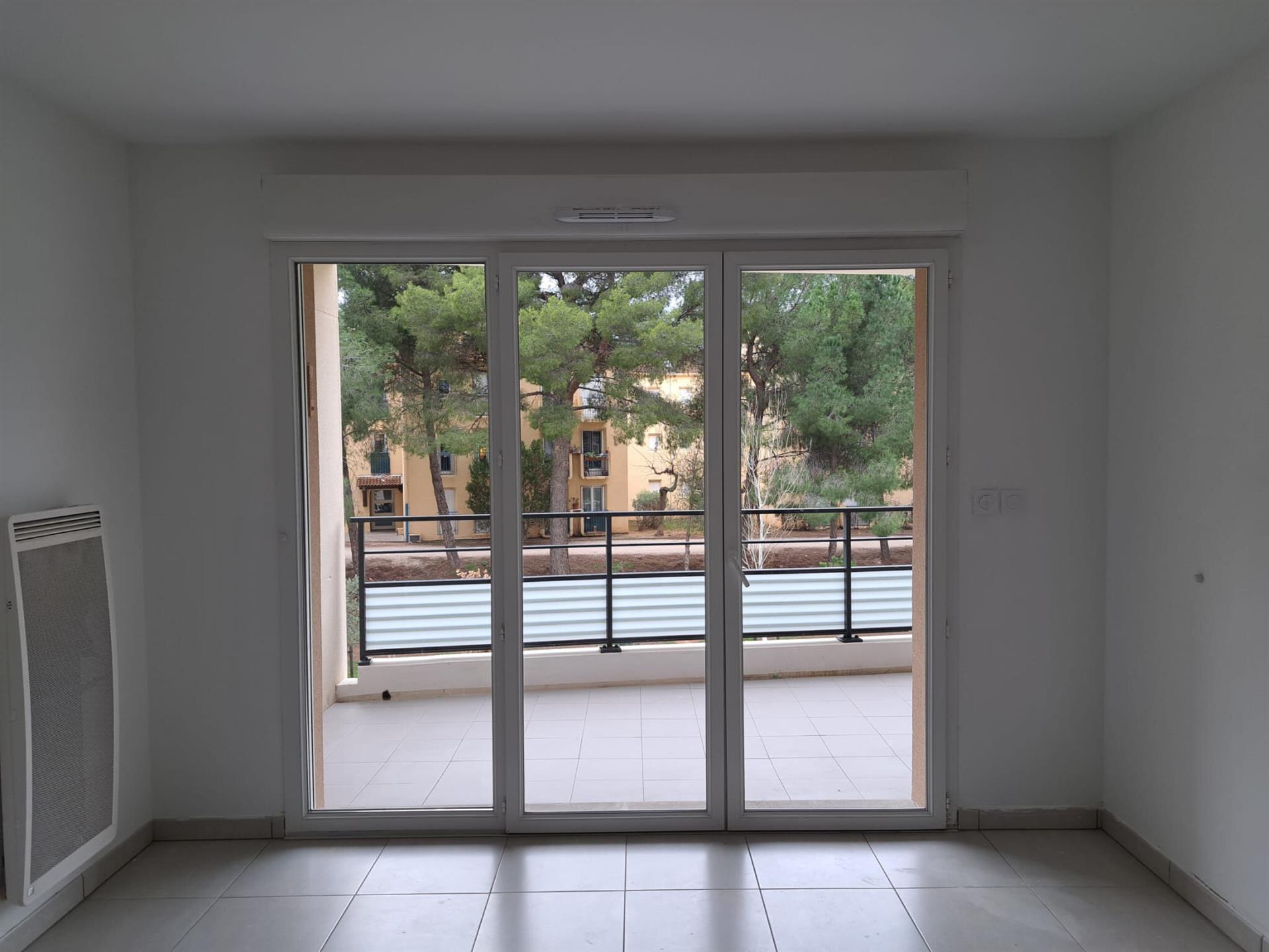 Maison à louer, 37m², La Londe-les-Maures