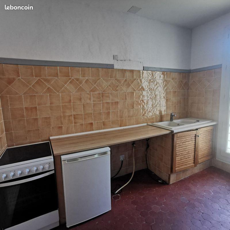 Appartement à louer, 49m², Toulon