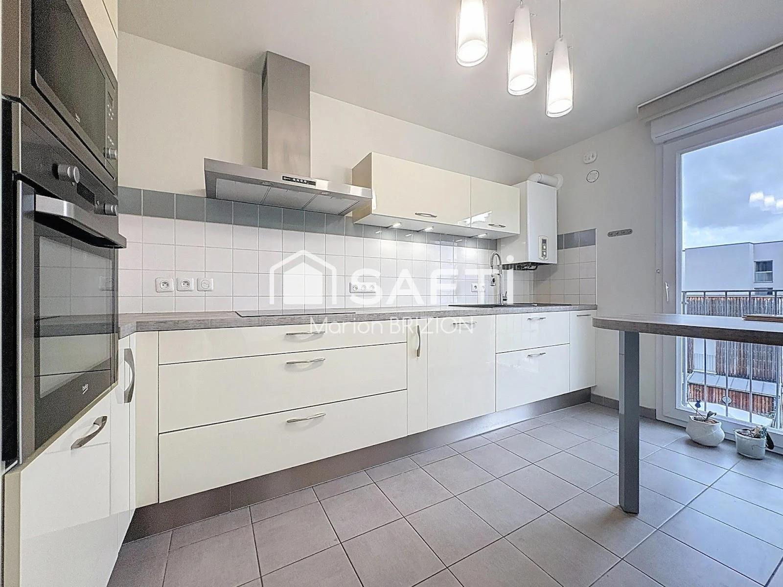 Appartement à vendre, 72m², Reims