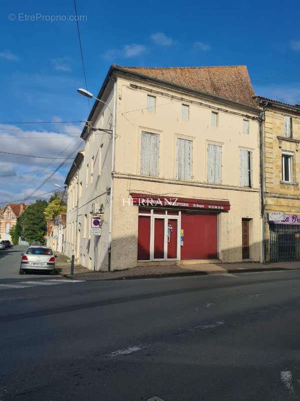 Appartement à vendre, 77m², Montpon-Ménestérol