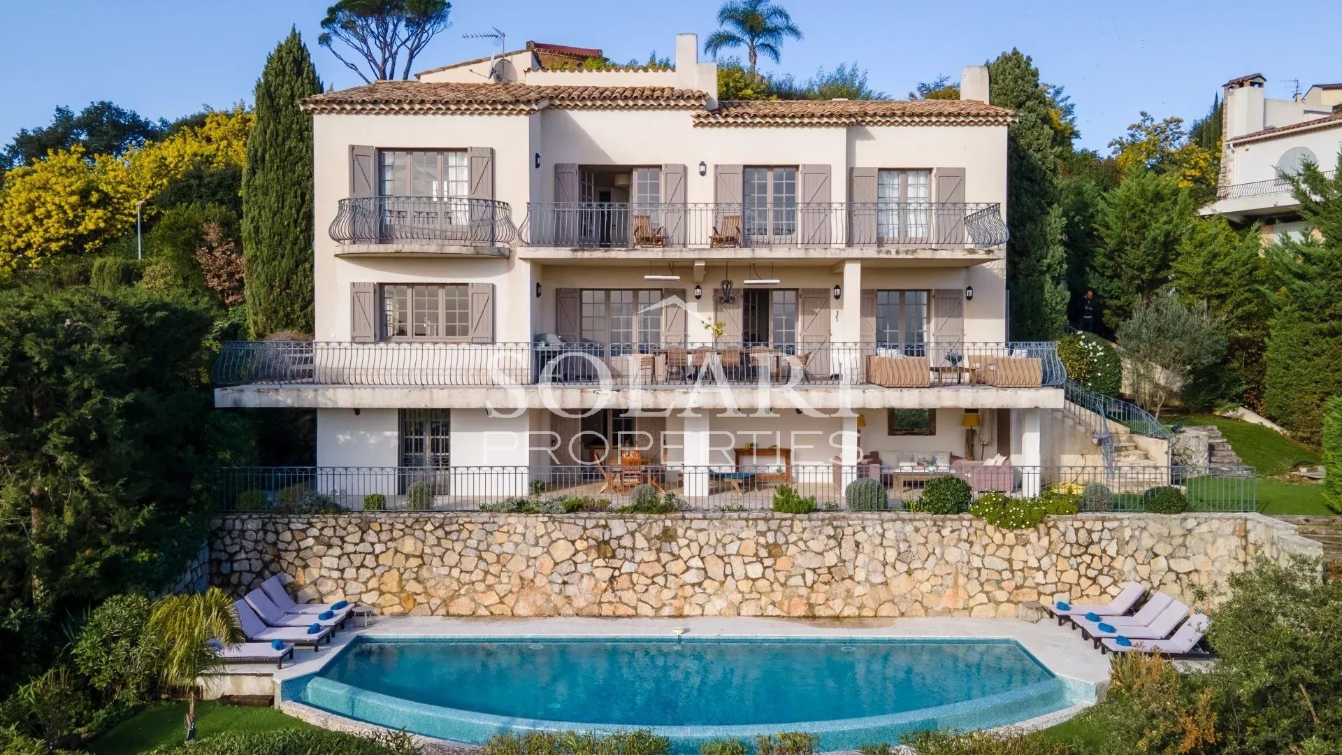 Maison à louer, 240m², Mandelieu-la-Napoule