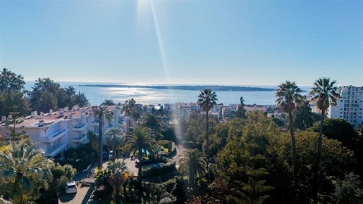 3 pokoje Kalifornia Cannes z widokiem na morze