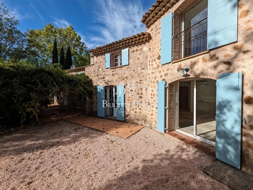 Superb Provencal property with olive grove!