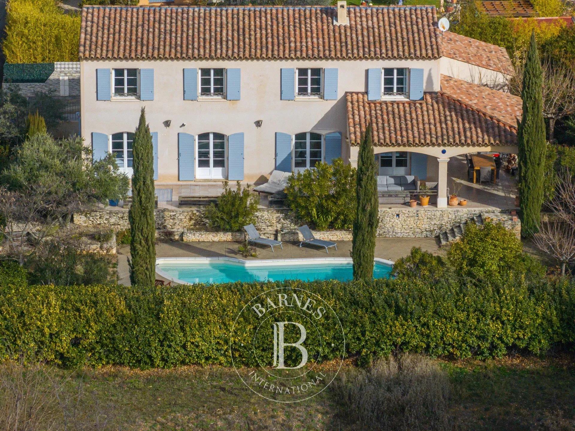 Luberon Sud Near Pertuis - Charming House 267 M² - 6 Bedrooms - Garage ...