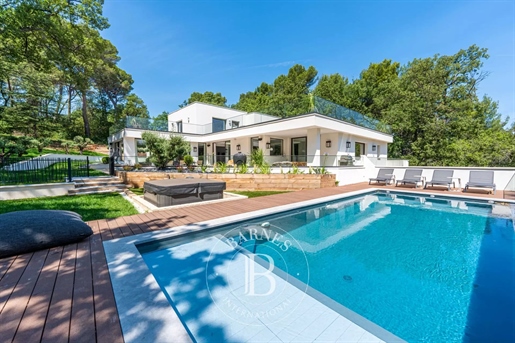 Aix-En-Provence - Close To City And Tgv Station - Exceptional Contempory House 4520.84 Sq Ft - 5 Bed