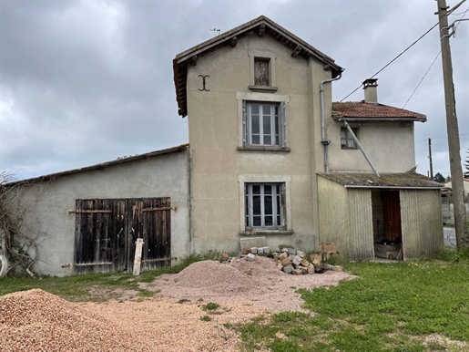 Casa de aldeia em Randan 63310 perto do centro da cidade em