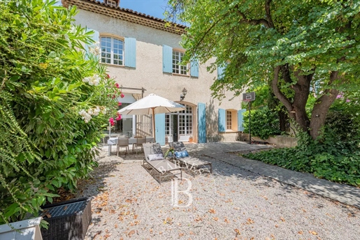 Aix-en-Provence - Nabij centrum - Rijtjeshuis - 5 slaapkamers - Tuin - Garage