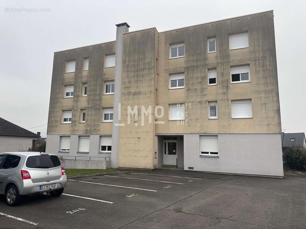 Appartement à vendre, 594m², Parigné-l'Evêque