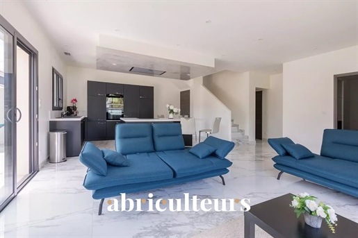 Maison récente T6 de 150 m2 en vente à Béziers - Idéal pour les familles