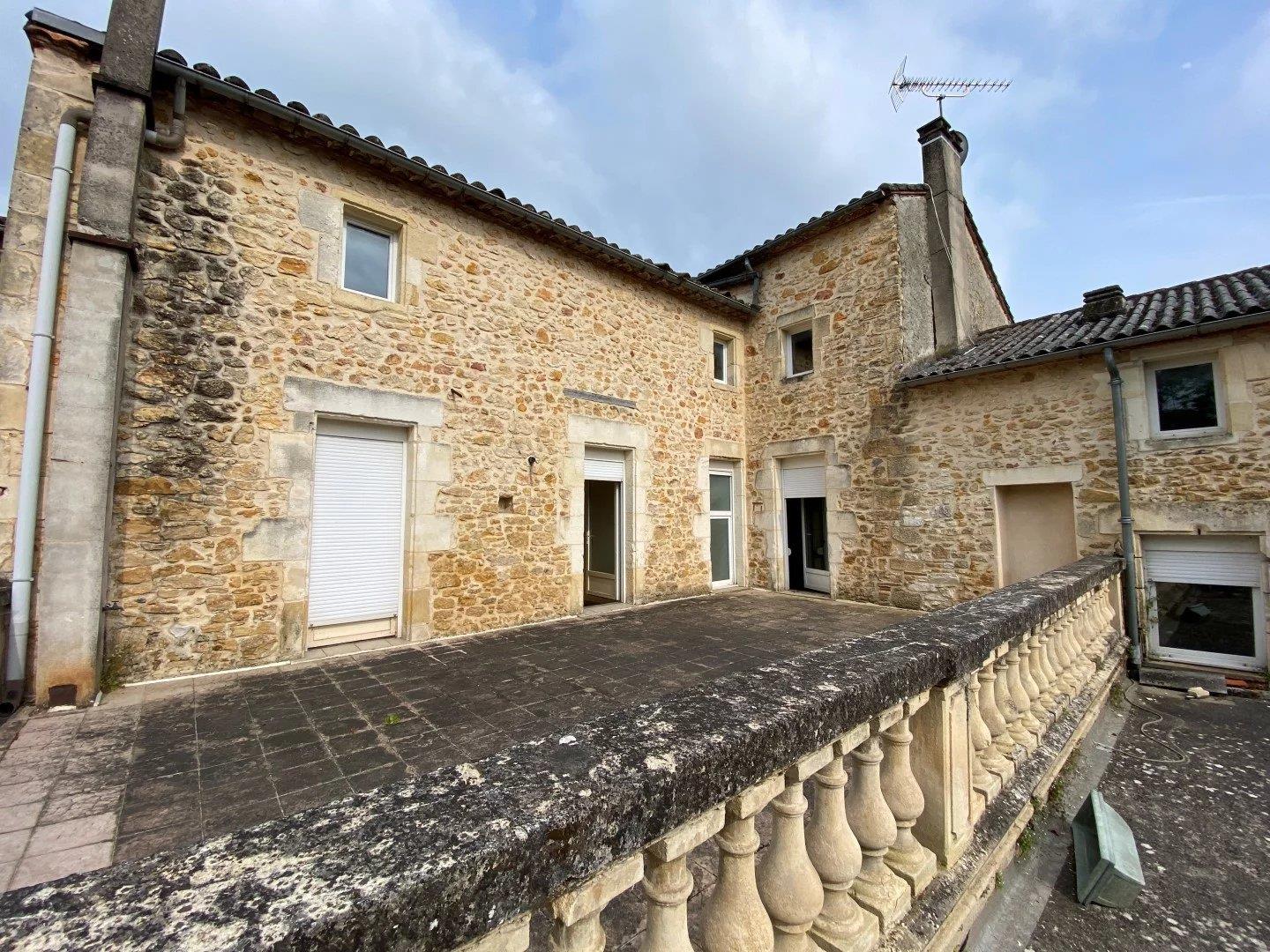 Appartement à vendre, 1000m², Fumel
