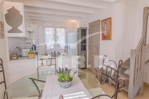 Sainte Maxime :Comme une maison Dernier étage avec terrasse