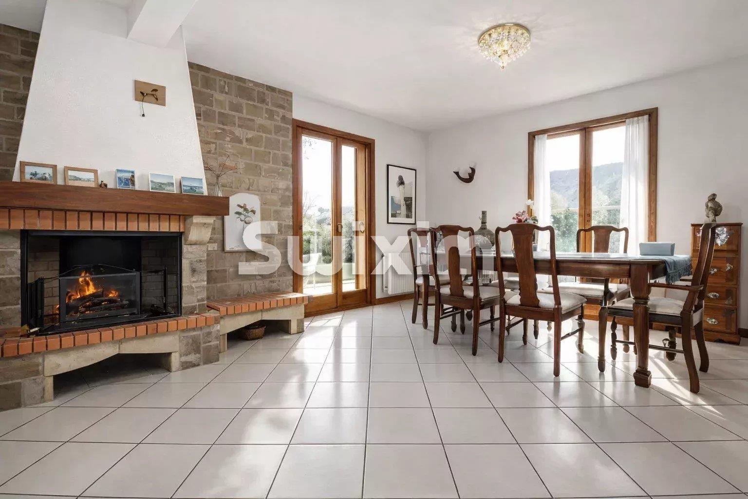 Maison à vendre, 161m², Ornex