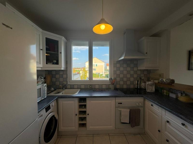 Appartement à vendre, 64m², Saint-Just-Saint-Rambert