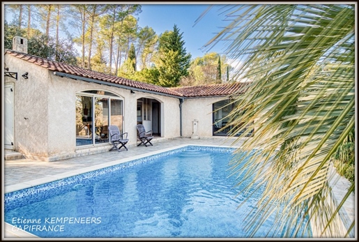 Lorgues, quiet property of 188 m² including 2 accommodations on wooded and enclosed grounds of 5,000