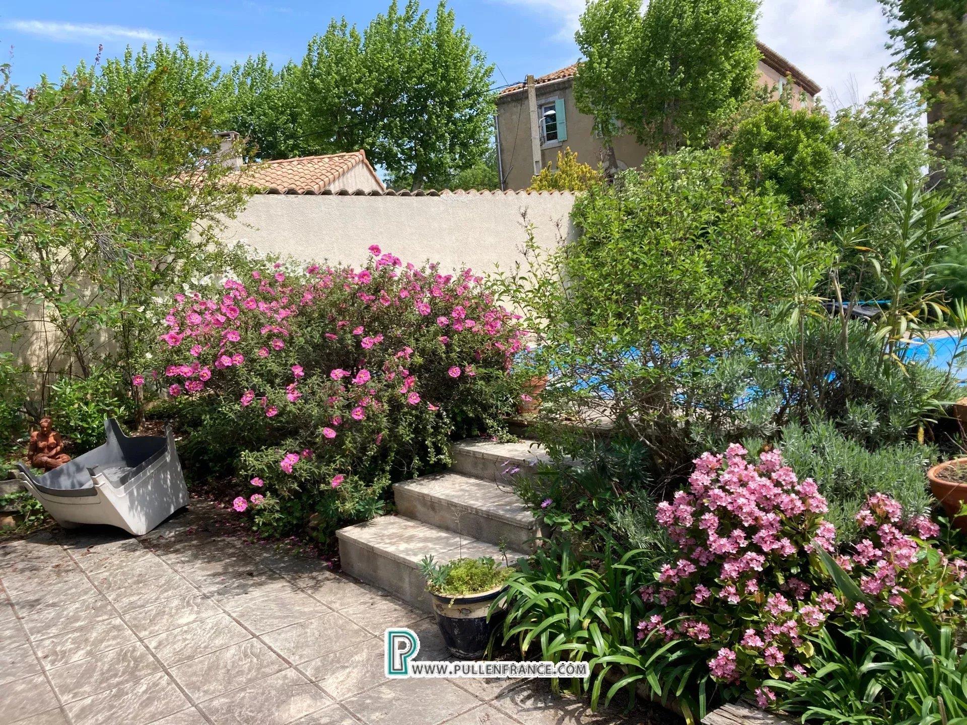 Grand village house with non-attached garden & pool in Corbieres village