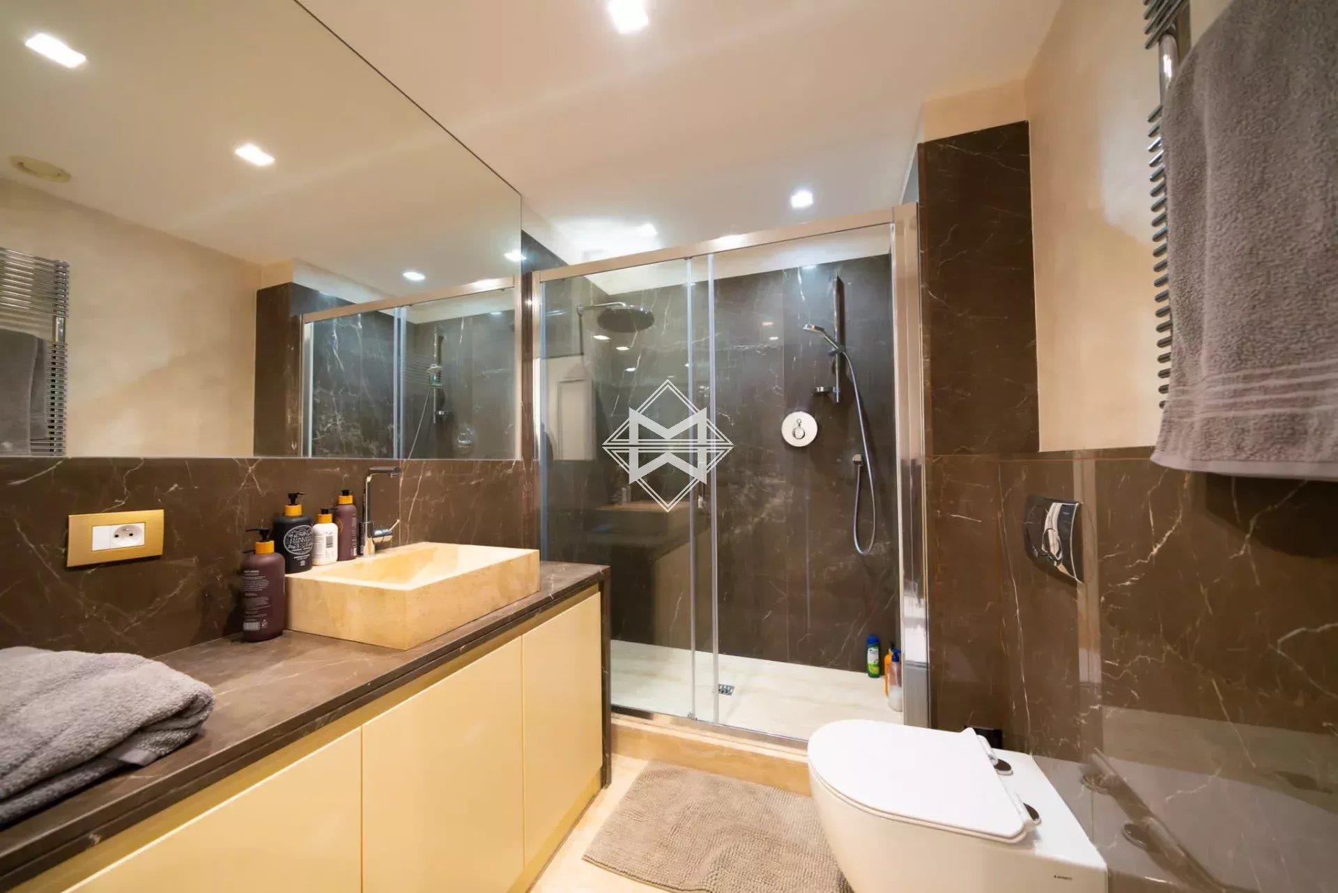 2-Bedroom Apartment in an Ideal Location