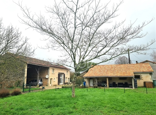 Renovated barn 4 bedrooms, office