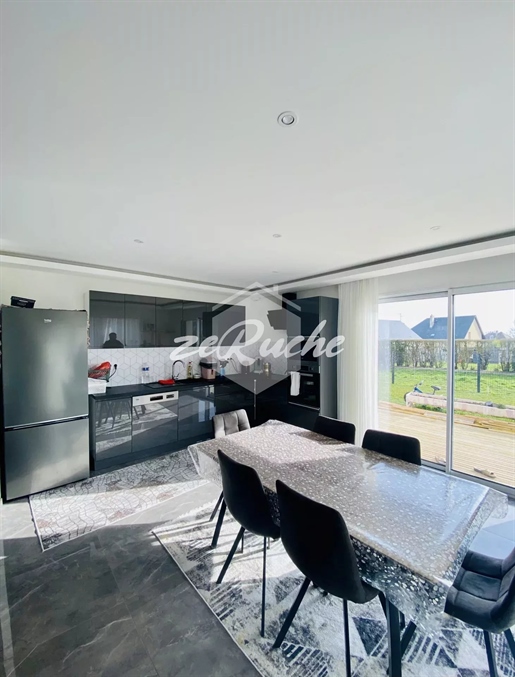 Advert pic 0