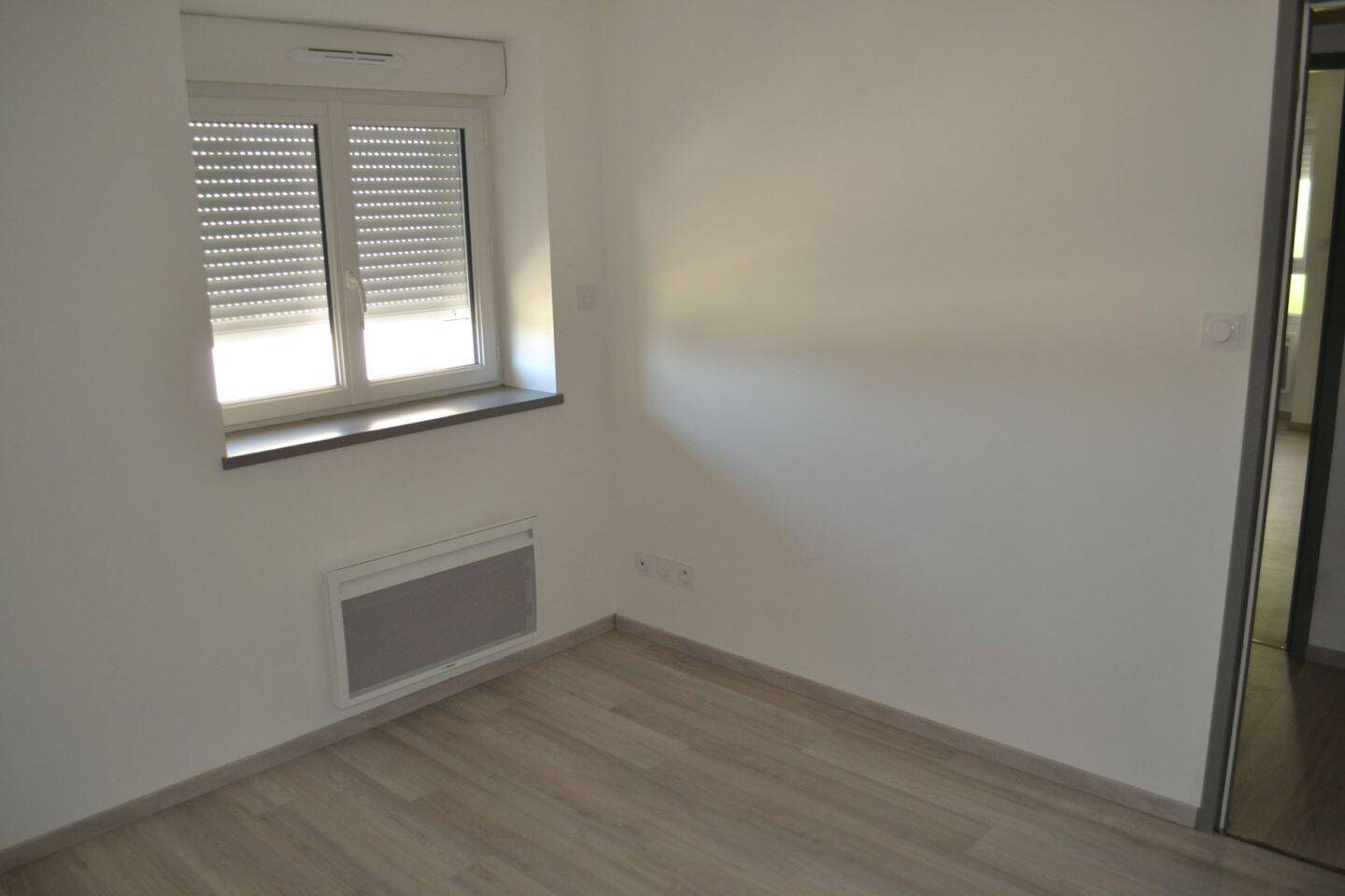 Appartement à louer, 75m², Bellegarde-Poussieu