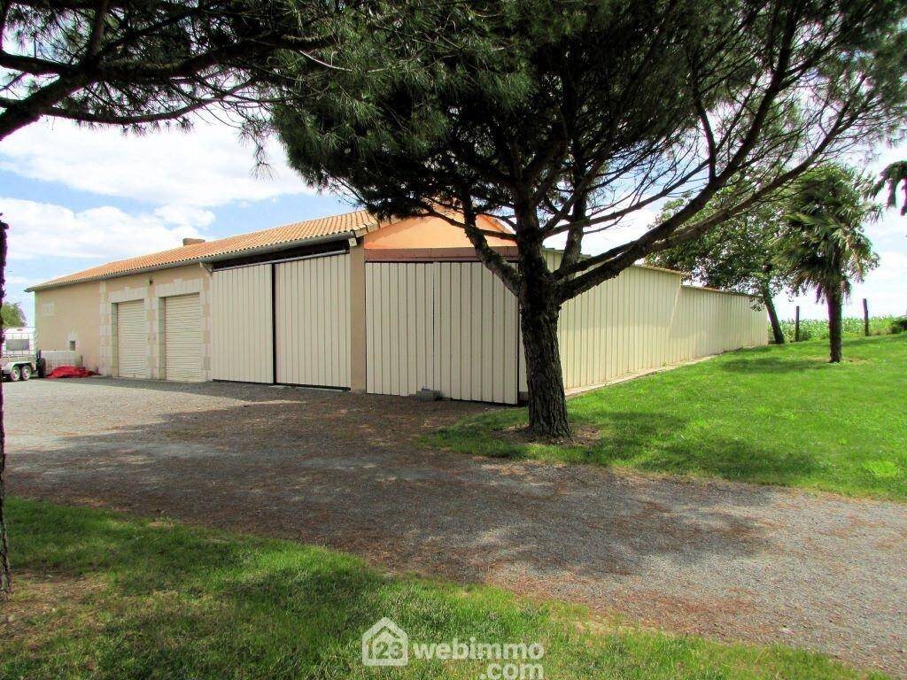 Maison à vendre, 245m², Mirebeau