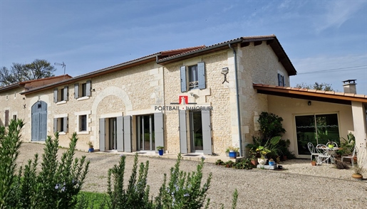 Acquisto: Dimora di prestigio (33240)