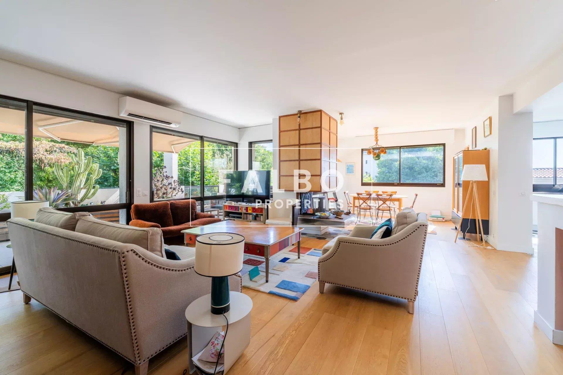 Appartement à vendre, 144m², Marseille 8ème