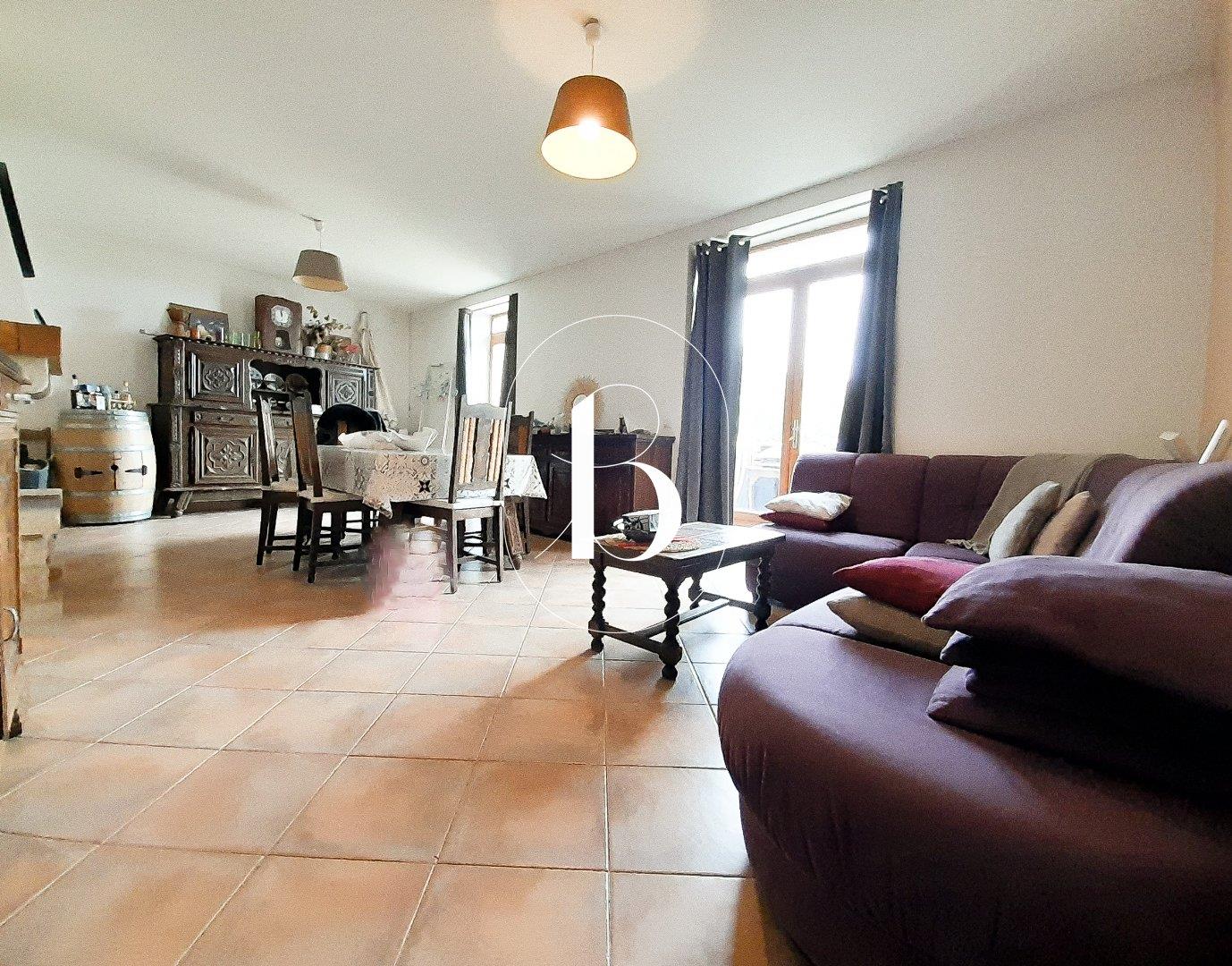 Maison à vendre, 91m², Lussan