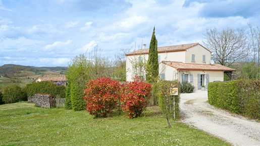 Beautiful contemporary property with a pretty house, 4 gîtes, 2 swimming pools and 7929 m2 of land