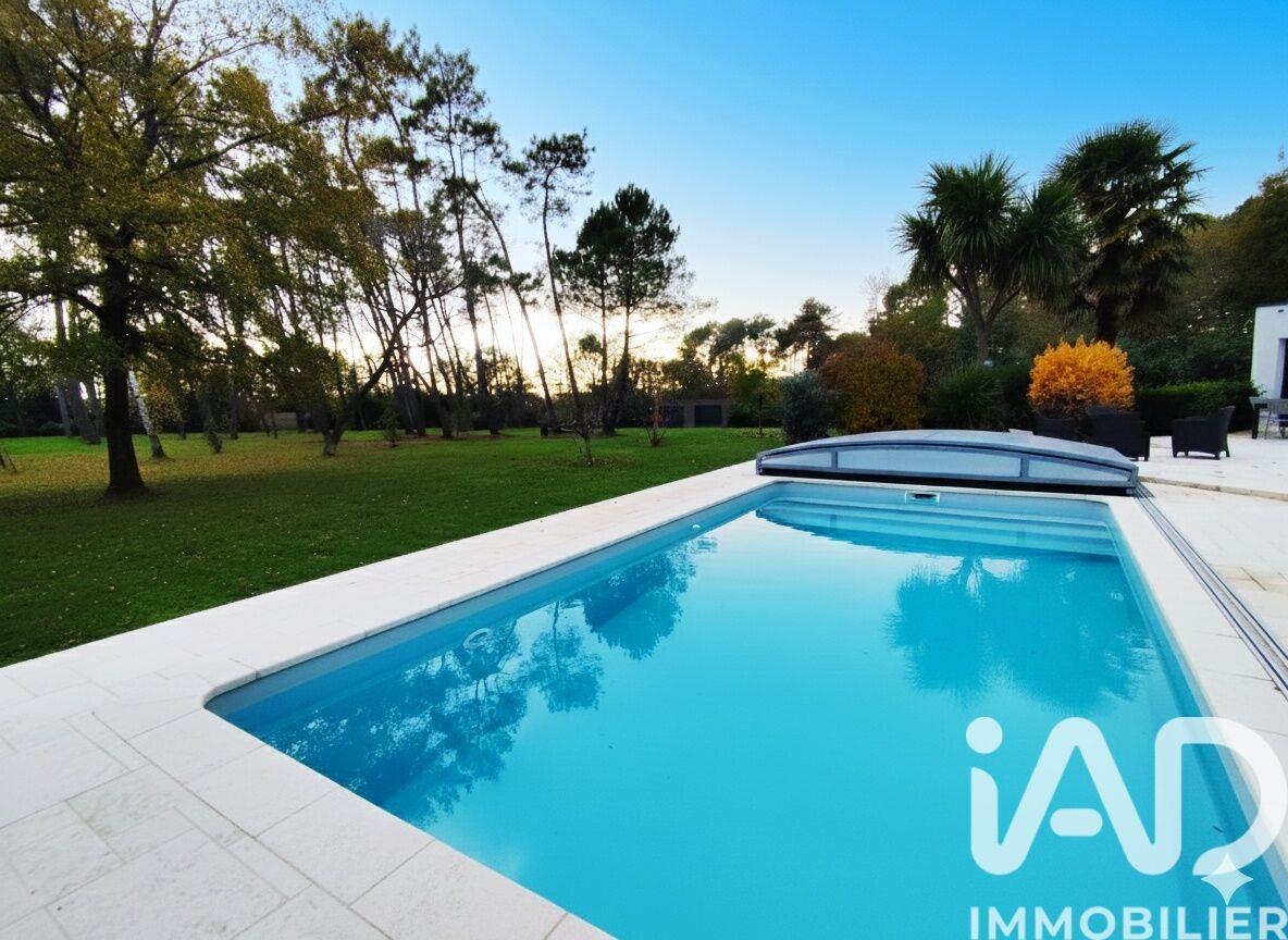 Maison à vendre, 172m², Bains-sur-Oust