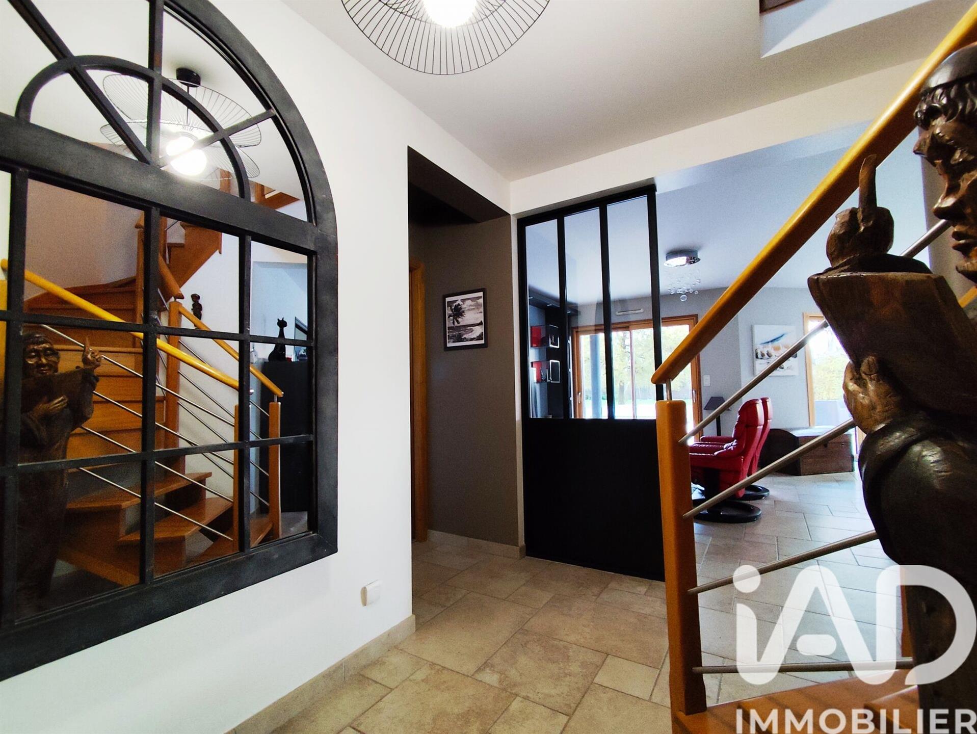 Maison à vendre, 172m², Bains-sur-Oust